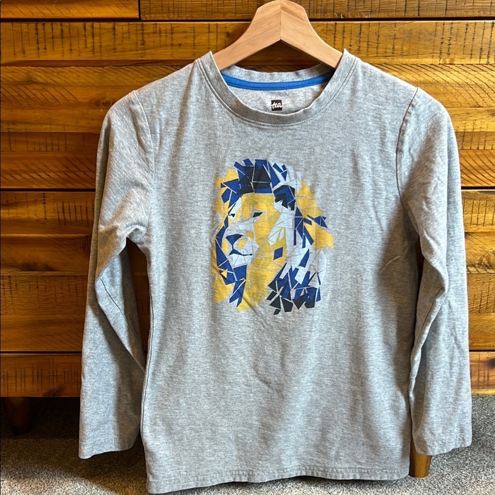 Tea Collection Gray and Blue Long Sleeve Tee with Lion Graphic